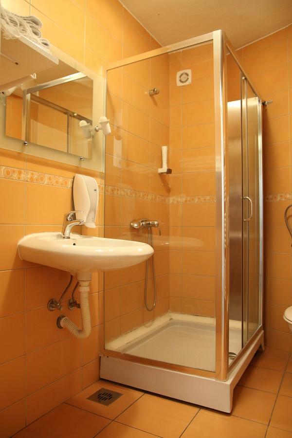 Aparthotel Park Brcko Exterior photo